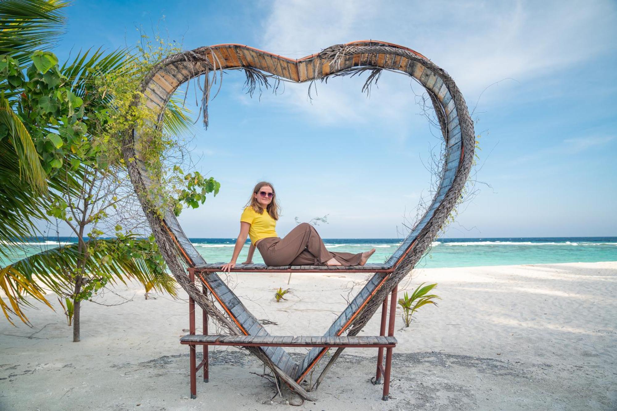 Turtle Maldives - Your Gateway To The Beach & Marine Adventures Await! Omadhoo Экстерьер фото